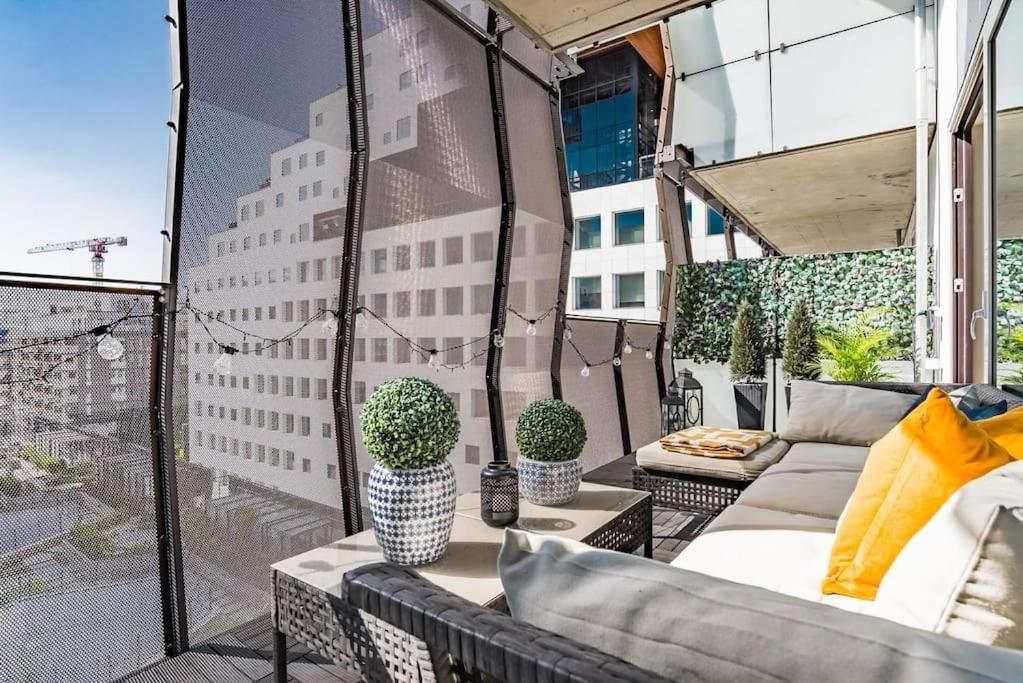 Spacious Modern 2Br Apartment At Central Oslo Barcode Luaran gambar